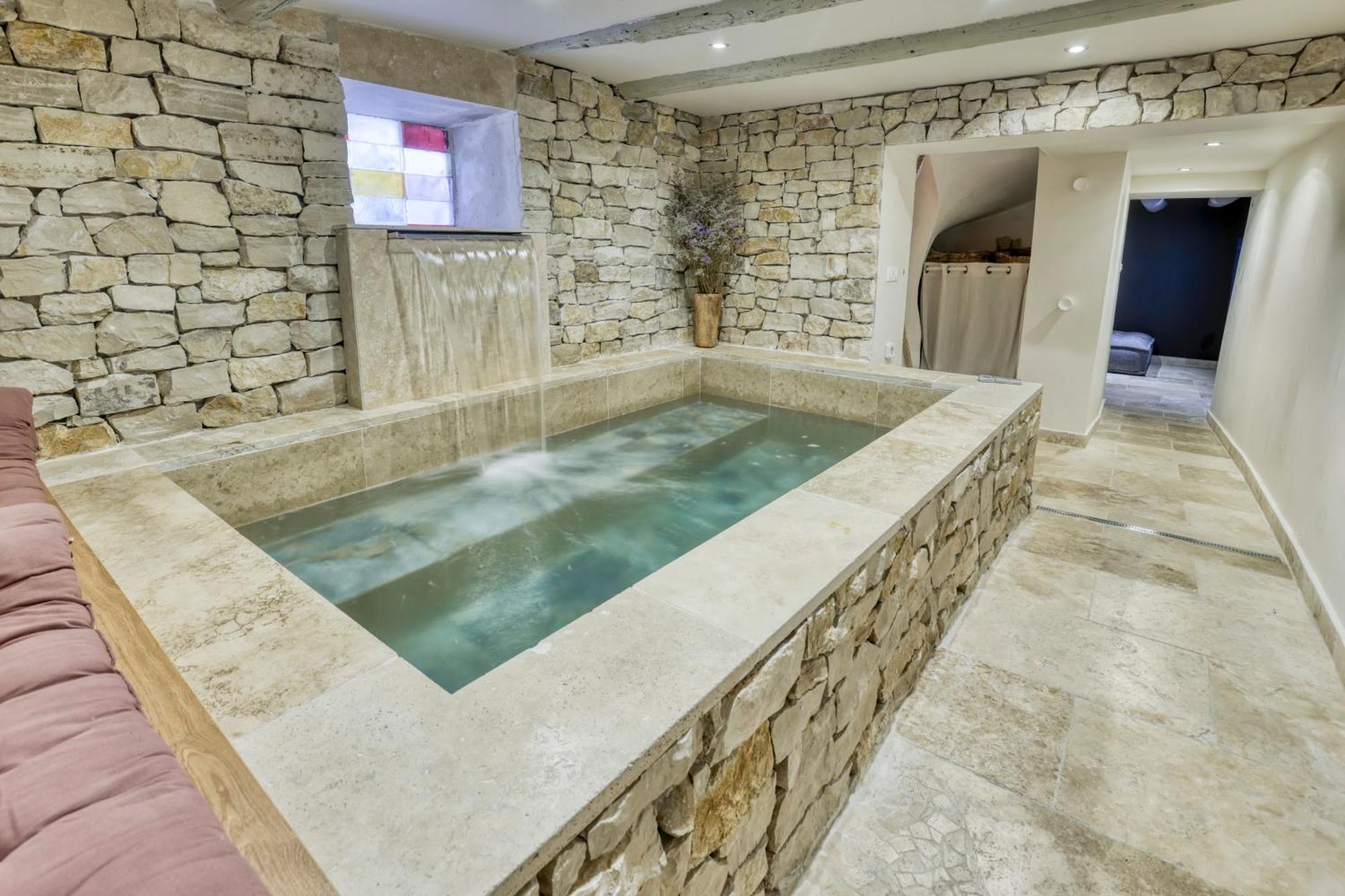 فيلا Les Jasmins En Provence LʼIsle-sur-la-Sorgue المظهر الخارجي الصورة